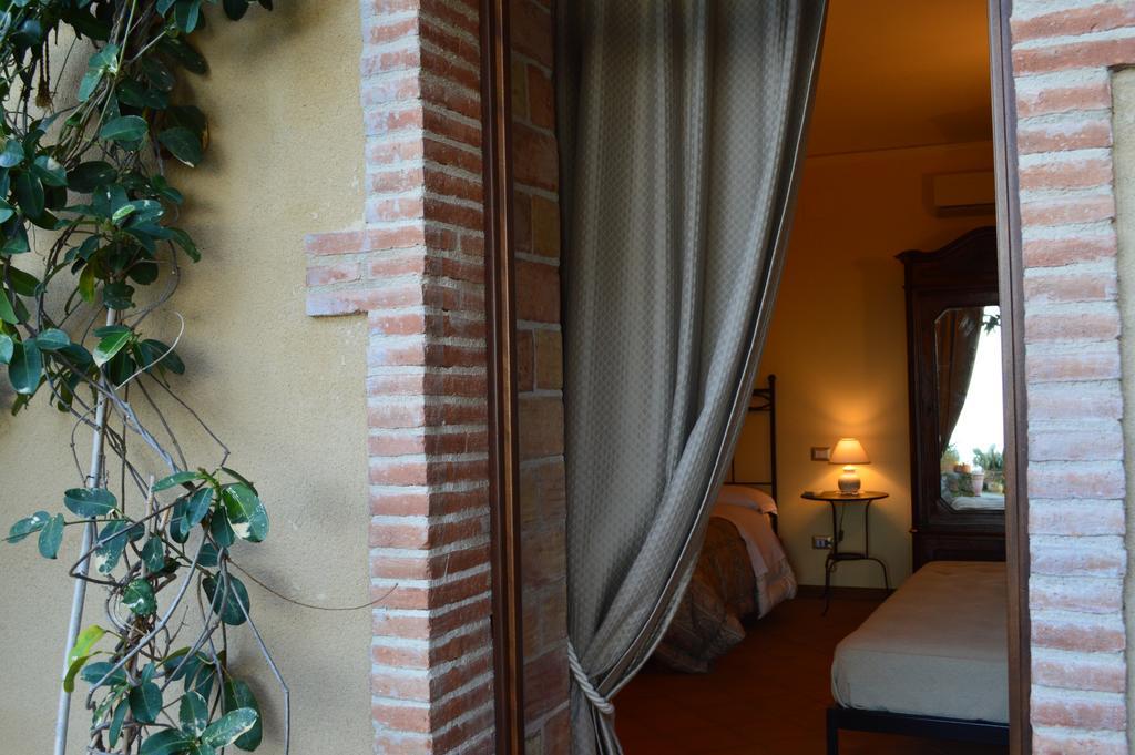 Villa Quiete Spadafora Exterior foto