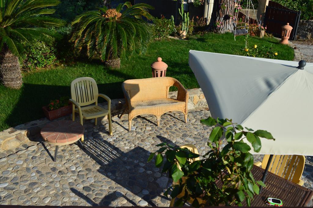 Villa Quiete Spadafora Exterior foto